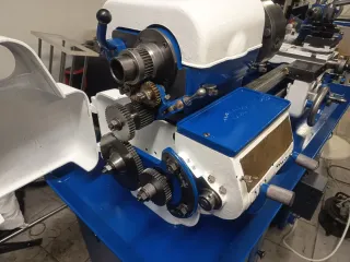 Torno para metal