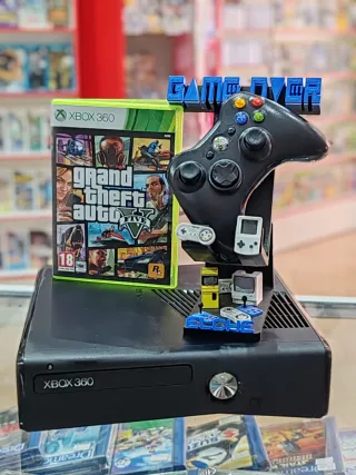 Xbox 360 Slim 250GB Negra