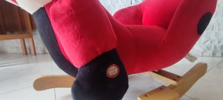 Cavallo a dondolo coccinella in legno