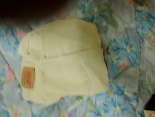 Pantalón Levi's Beige,talla L34,pero de Levi pués