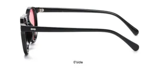 Occhiali da sole moderni e nuovi