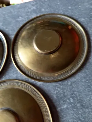 3 platillos latón vintage decorados