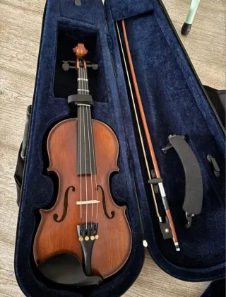 Violín 2/4 con funda y arco