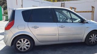 Piloto central freno renault scenic 1.5 dci 71670