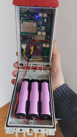 Nodo solar Meshtastic Autónomo E22P