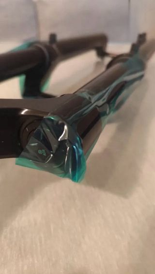 Horquilla RockShox ZEB Select+ 29 170mm