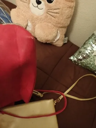 2 Bolsos Bandolera y Enfriador Botella