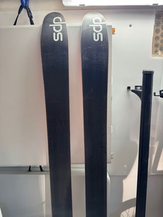 Sci Volkl Wall Freestyle e DPS Traversata wailer