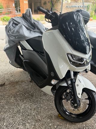 Moto Scooter Yamaha Automática YAMAHa  NMAX 2024