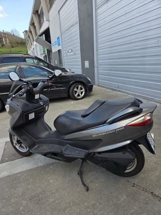 Suzuki Burgman 200