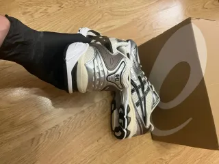 Scarpe Sportive Asics Gel Argento/Bianco