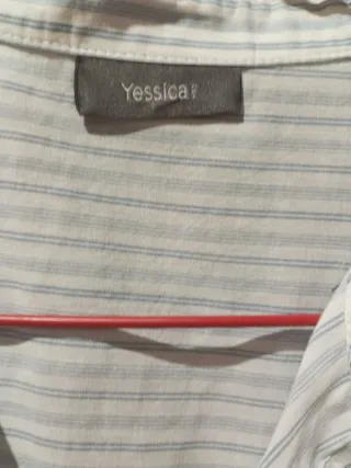 Blusa Yessica Rayas Azules  y Blancas