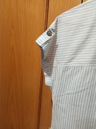 Blusa Yessica Rayas Azules  y Blancas