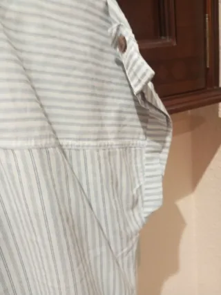 Blusa Yessica Rayas Azules  y Blancas