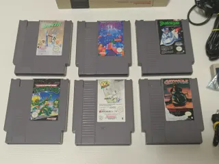 Nintendo NES Console con 6 Giochi