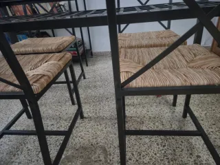 Mesa de comedor + 4 sillas  Ikea