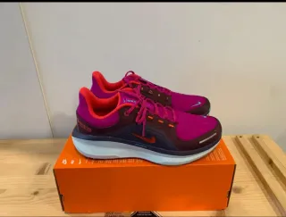 Zapatillas Nike Winflo 11 SE Gore-Tex 42.5 EU / 9