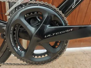 Bicicleta de carretera BASSO Astra full carbono