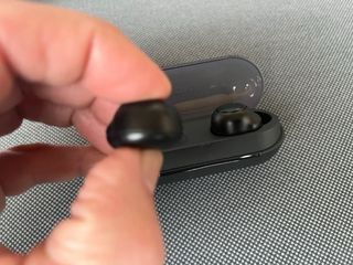 Auriculares Sony WF-C500 Negros