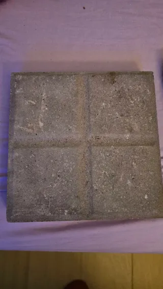 Baldosa Barcelona Flor Gaudí