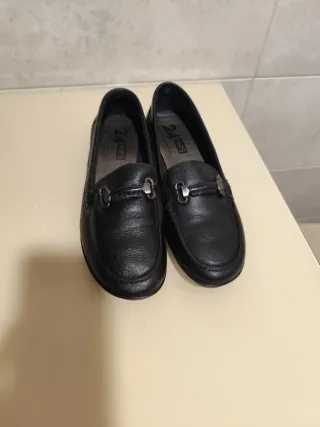 Scarpe in pelle 24HRS N 38