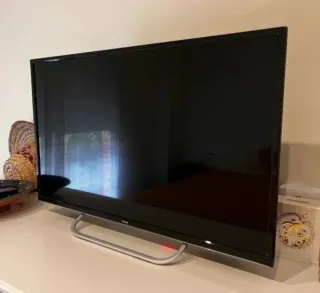 Televisor 32 en caja NUEVA + regalo Amazon fire 4K
