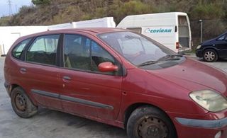 Piloto trasero izquierdo renault scenic 1.9 47278