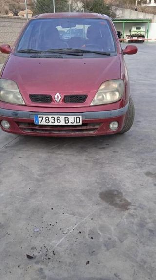 Piloto trasero izquierdo renault scenic 1.9 47278