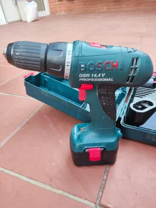 Taladro Inalámbrico Bosch GSR 14.4 V serie PROFESI