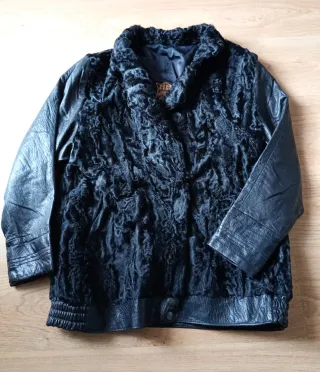 Chaqueta Pelo y Cuero Negra