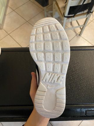 Scarpe Nike nere Tg. 36