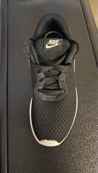 Scarpe Nike nere Tg. 36