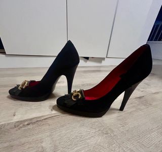 Scarpe col tacco Cuple in pelle nere dorate