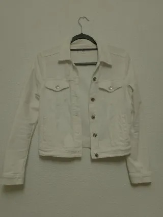 Chaqueta vaquera blanca Mango