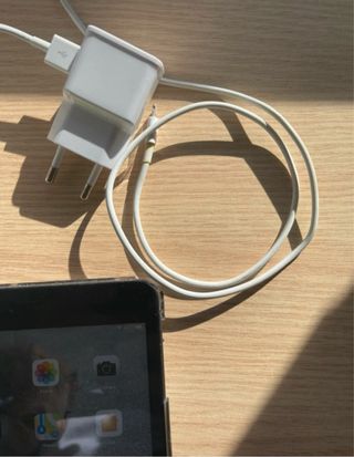 Set di dispositivi Apple: iPad Mini + Apple TV