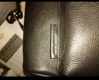 Mochila de piel negra 40x30