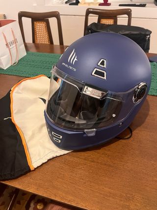 Casco Moto Azul MT Helmets