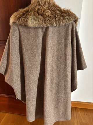 Capote Alentejano com Gola de Pelo