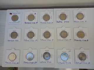 Lote 15 monedas conmemorativa 2€ S/C encartonadas