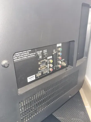 Televisor LG 42 pulgadas Full HD.