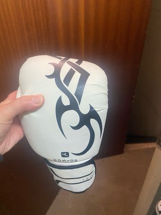 Lote Guantes y cintas de boxeo 12 oz