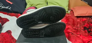 Jordan 1 Mid Chicago Toe