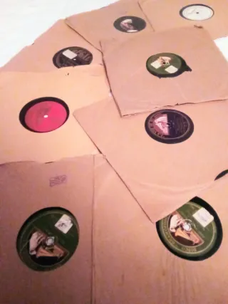 Lote de 8 discos de pizarra de 10”,varios géneros