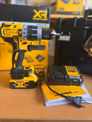 Taladro Percutor DeWalt DCD796 XR CUERPO
