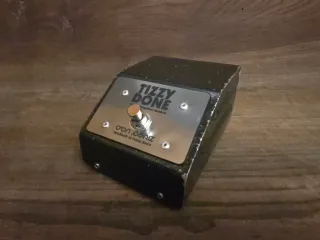 Pedal Fuzz Don Poniz Tizzy Done
