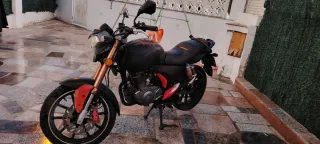 Keeway RKV 125cc Moto Naked