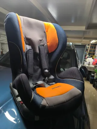 Silla de coche para niños y bebés