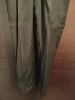 Traje de boda italiano negro y blanco.