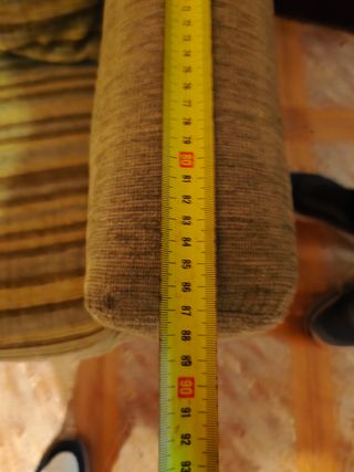 Sofá cama beige y verde