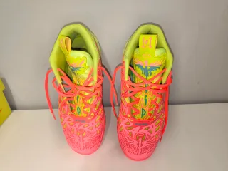 Zapatillas Baloncesto Puma Verdes y Rosas
